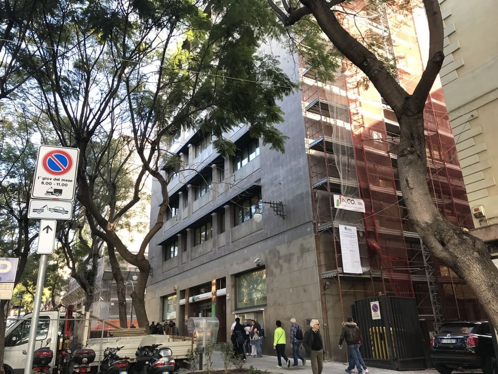 - BNL - Agenzia bancaria (Cagliari)5
